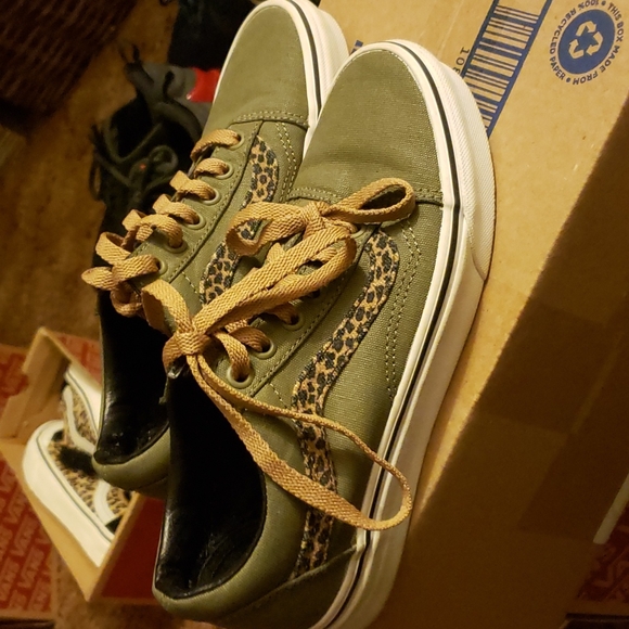 *FOUND* - Picture 5 of 14